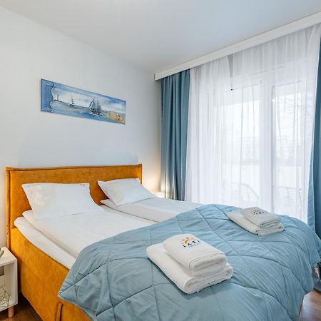 Laba Kolobrzeg Apartamenty Kollataja Z Parkingiem Екстериор снимка