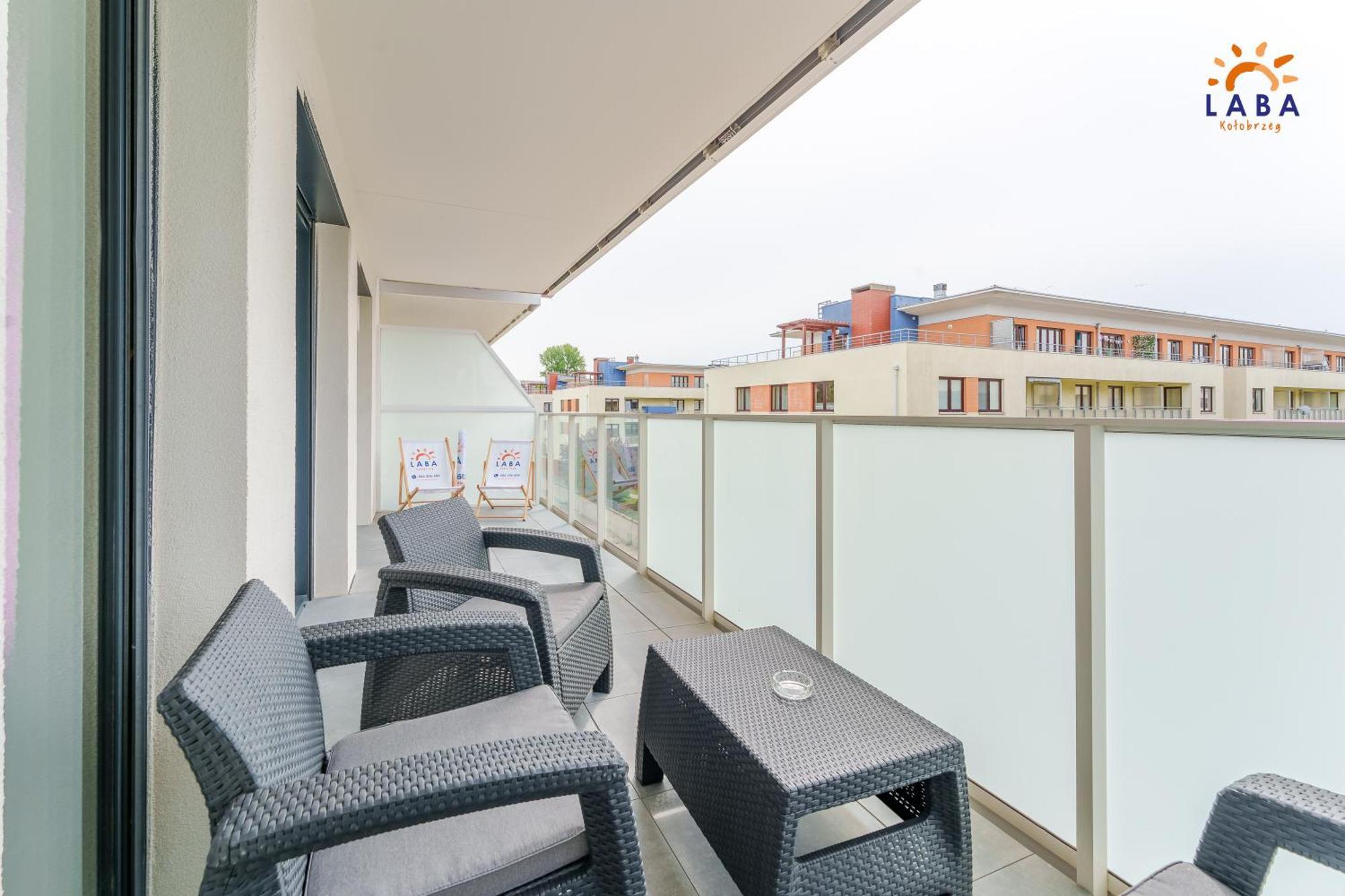 Laba Kolobrzeg Apartamenty Kollataja Z Parkingiem Екстериор снимка