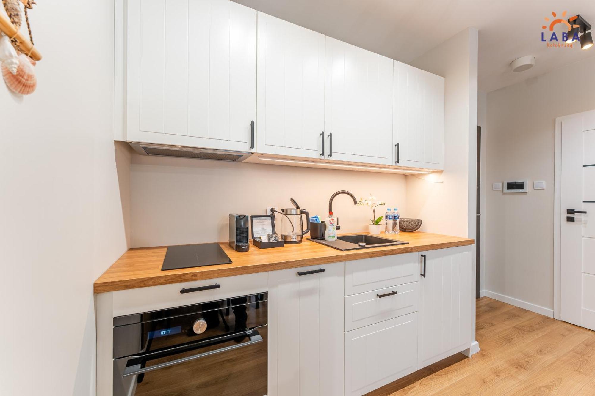 Laba Kolobrzeg Apartamenty Kollataja Z Parkingiem Екстериор снимка