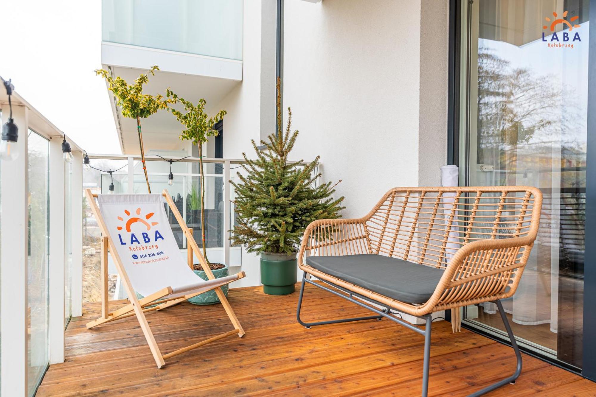 Laba Kolobrzeg Apartamenty Kollataja Z Parkingiem Екстериор снимка